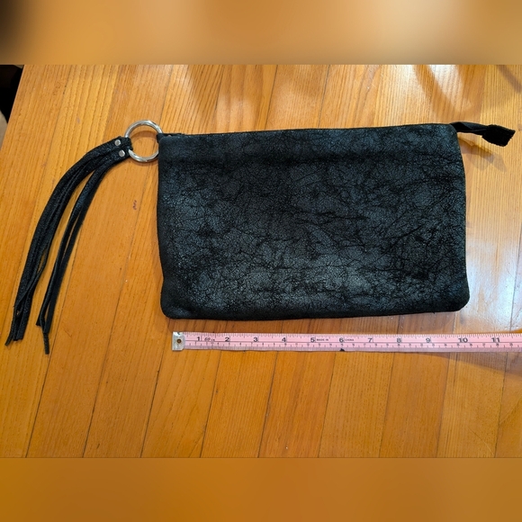 2 Prune leather wristlets / clutch purses - Picture 14 of 16